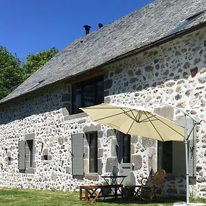 la-grange-de-labille.hotels-rhonealpes.com/